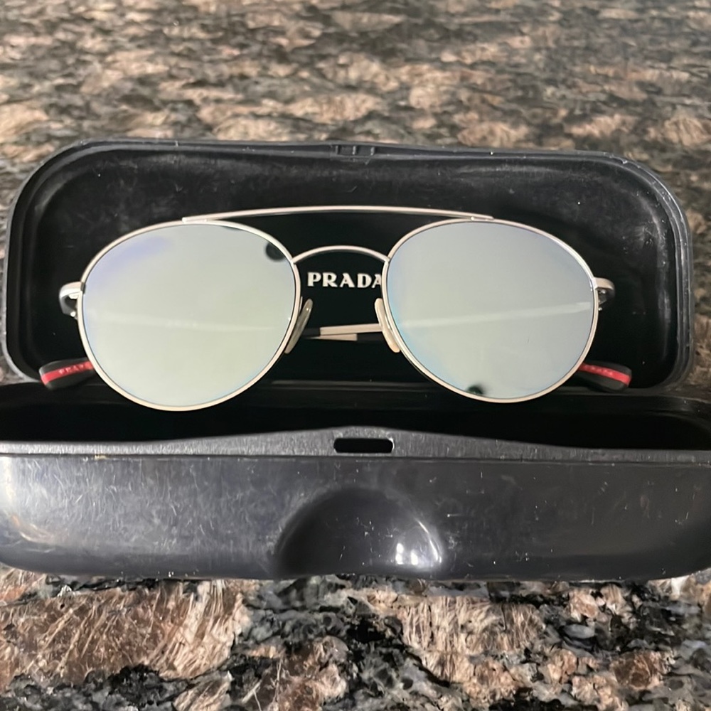 Prada sunglasses. EXCELLENT condition.